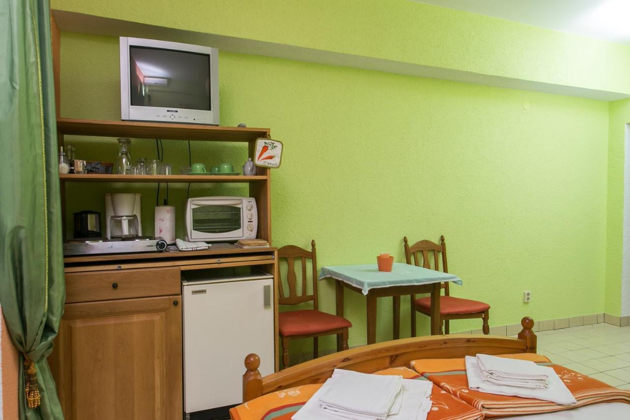 Guest House Rajic Slano Exterior foto