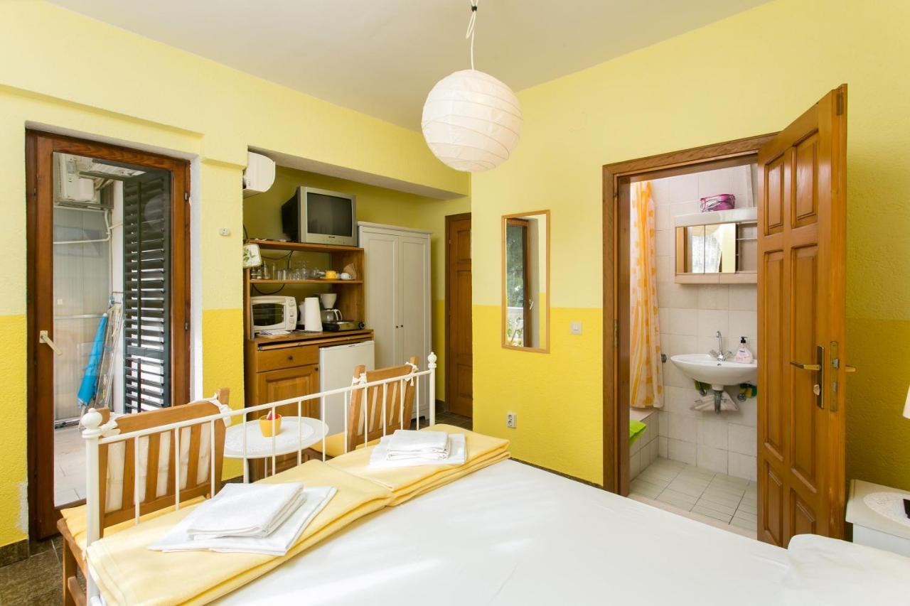Guest House Rajic Slano Exterior foto