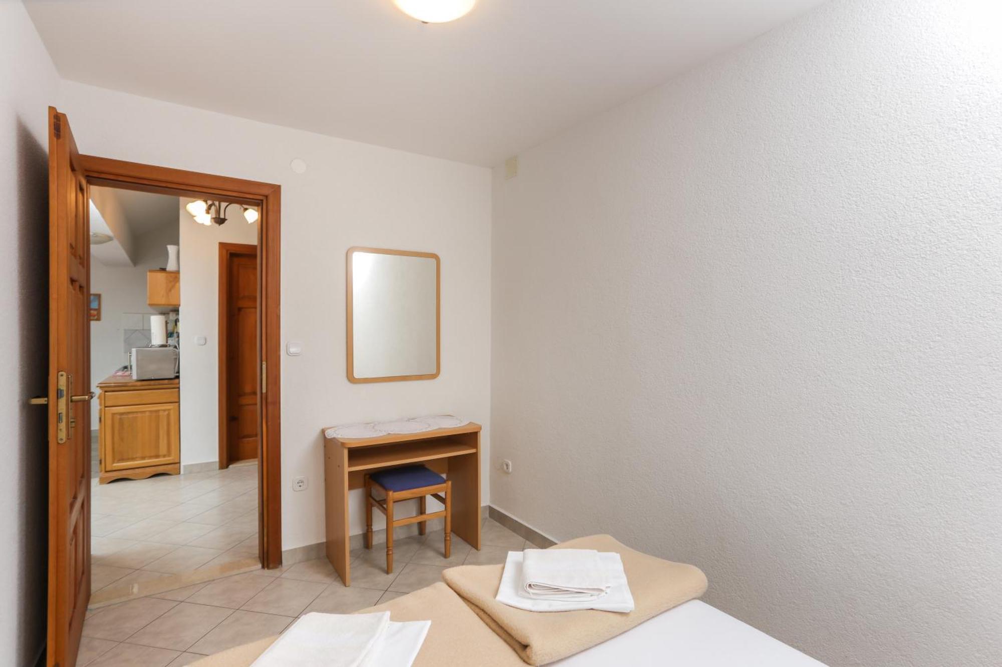 Guest House Rajic Slano Zimmer foto