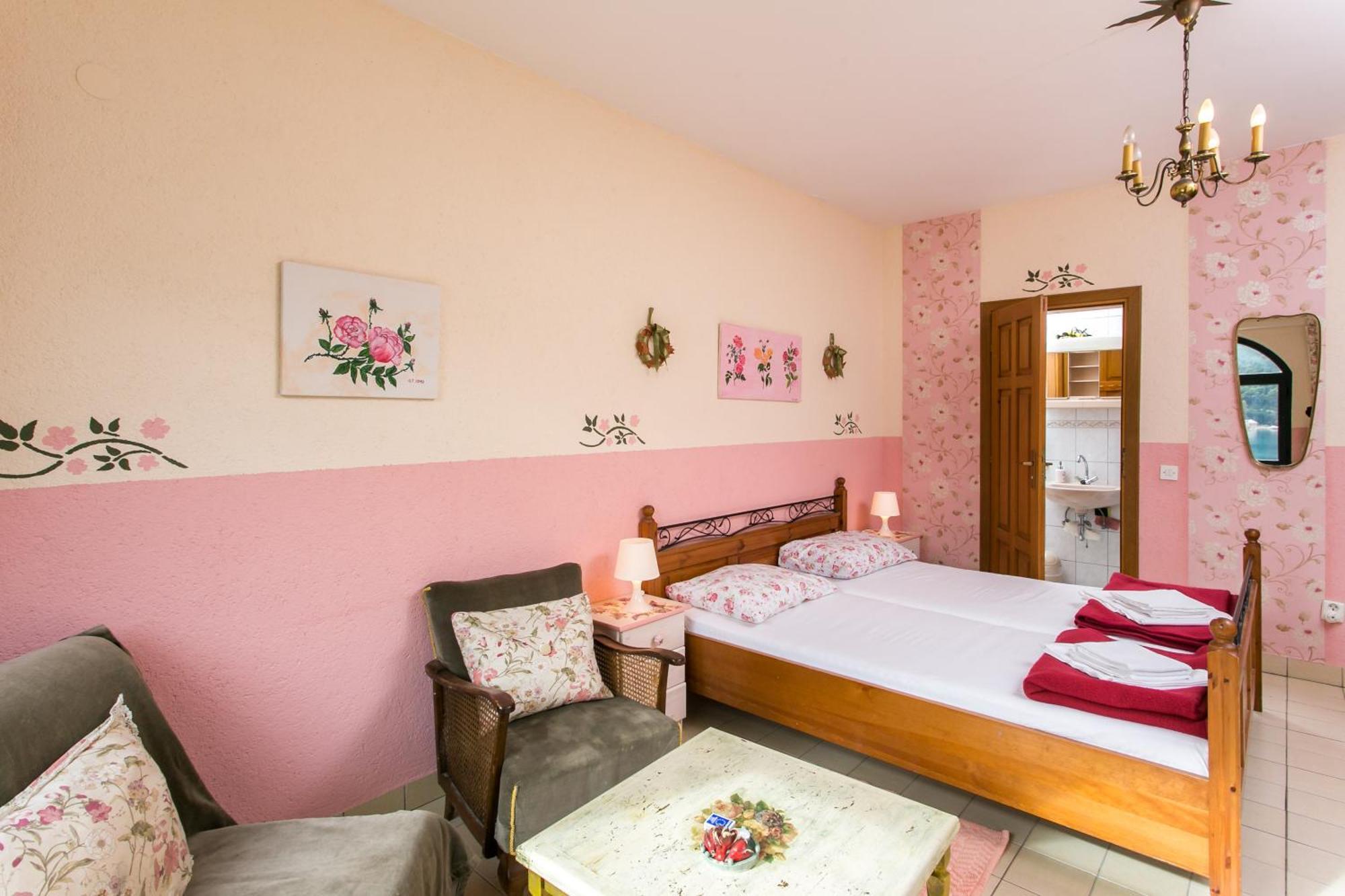 Guest House Rajic Slano Zimmer foto
