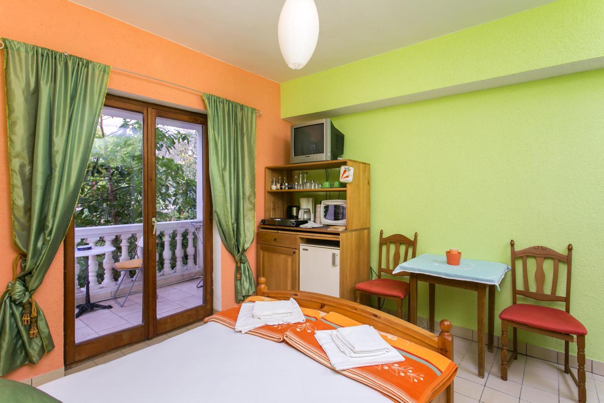 Guest House Rajic Slano Zimmer foto